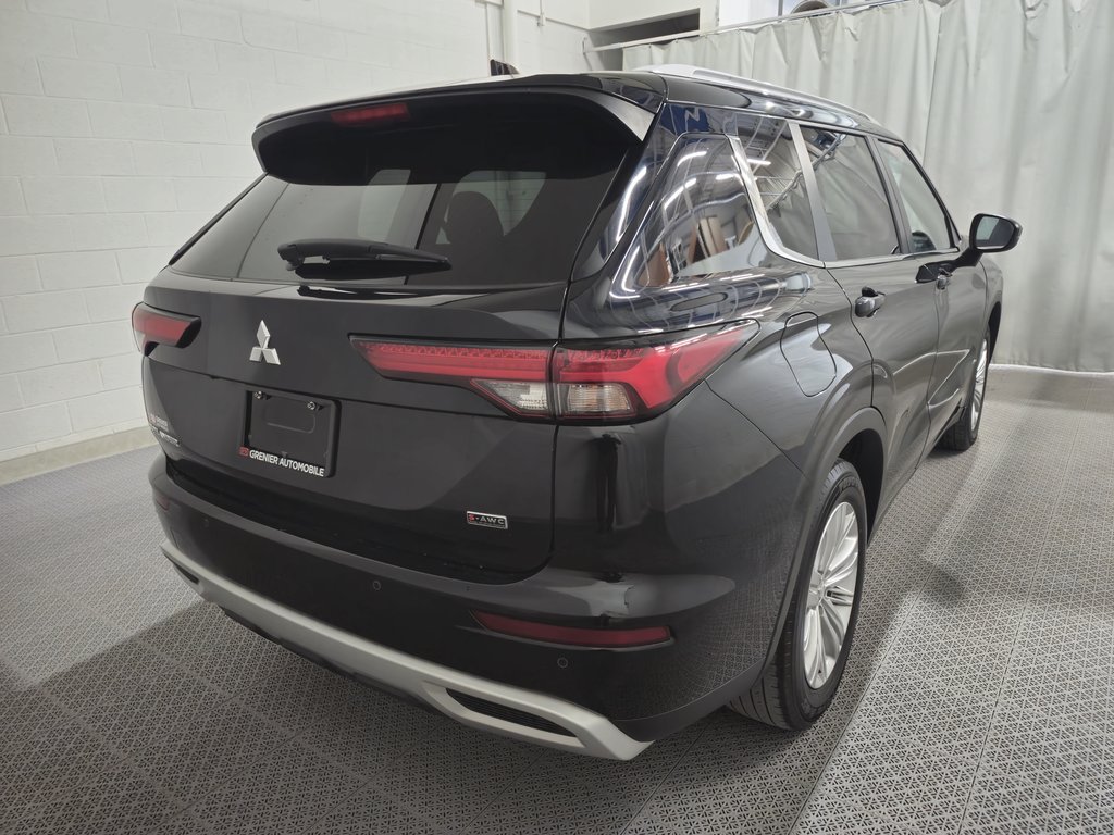 2022 Mitsubishi Outlander SE AWD 7 Passagers Toit Panoramique in Terrebonne, Quebec - 11 - w1024h768px