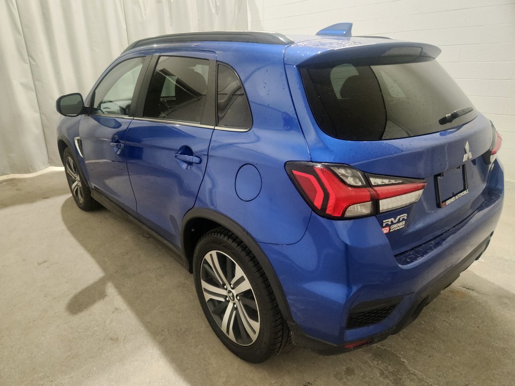 2021 Mitsubishi RVR GT AWD Toit Panoramique Cuir in Terrebonne, Quebec - 4 - w1024h768px