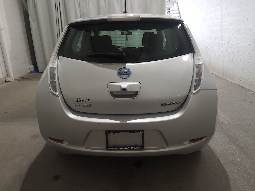 2015 Nissan Leaf S Caméra De Recul Bas Kilométrage in Terrebonne, Quebec - 6 - w1024h768px