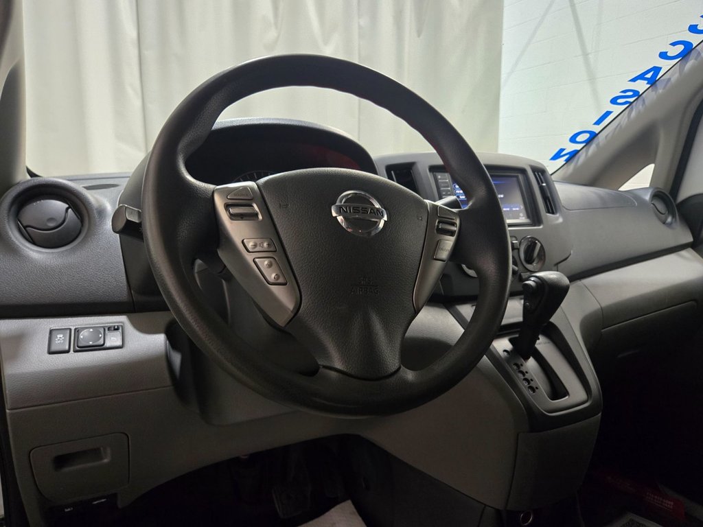 2021 Nissan NV200 Compact Cargo 2.5s Cargo in Terrebonne, Quebec - 16 - w1024h768px