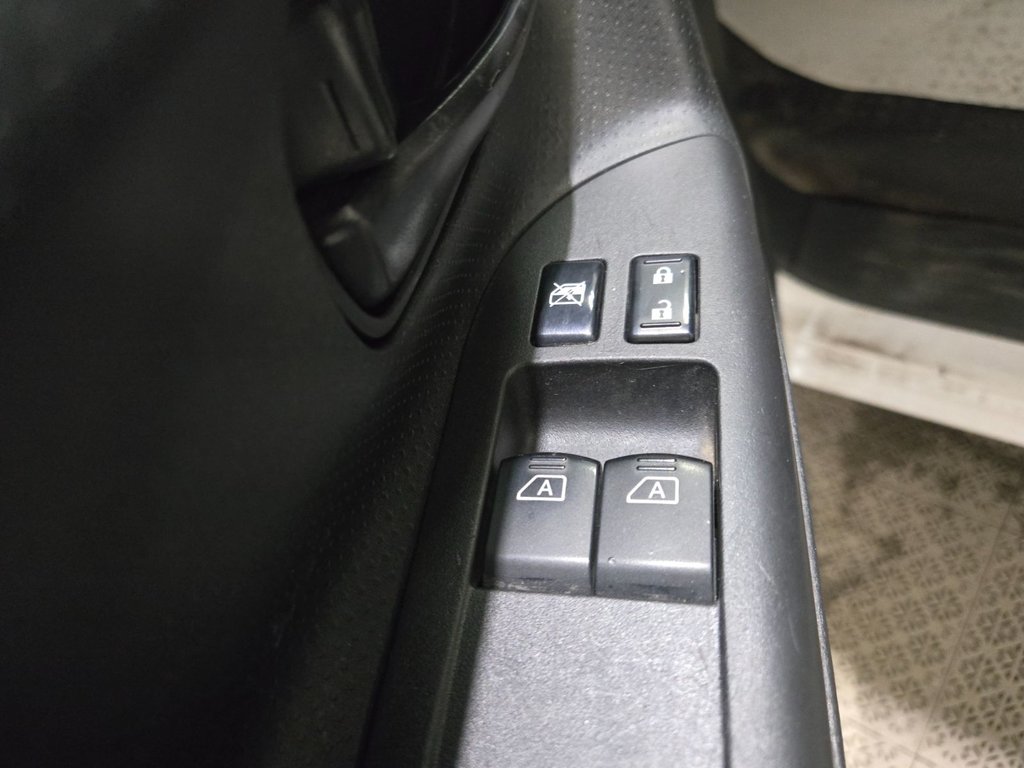 2021 Nissan NV200 Compact Cargo 2.5s Cargo in Terrebonne, Quebec - 9 - w1024h768px