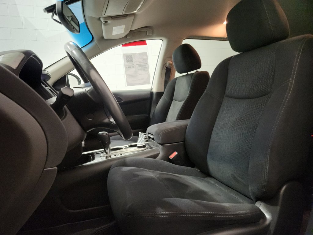 2016 Nissan Pathfinder SV 4X4 Sièges Chauffants Caméra Recul in Terrebonne, Quebec - 22 - w1024h768px