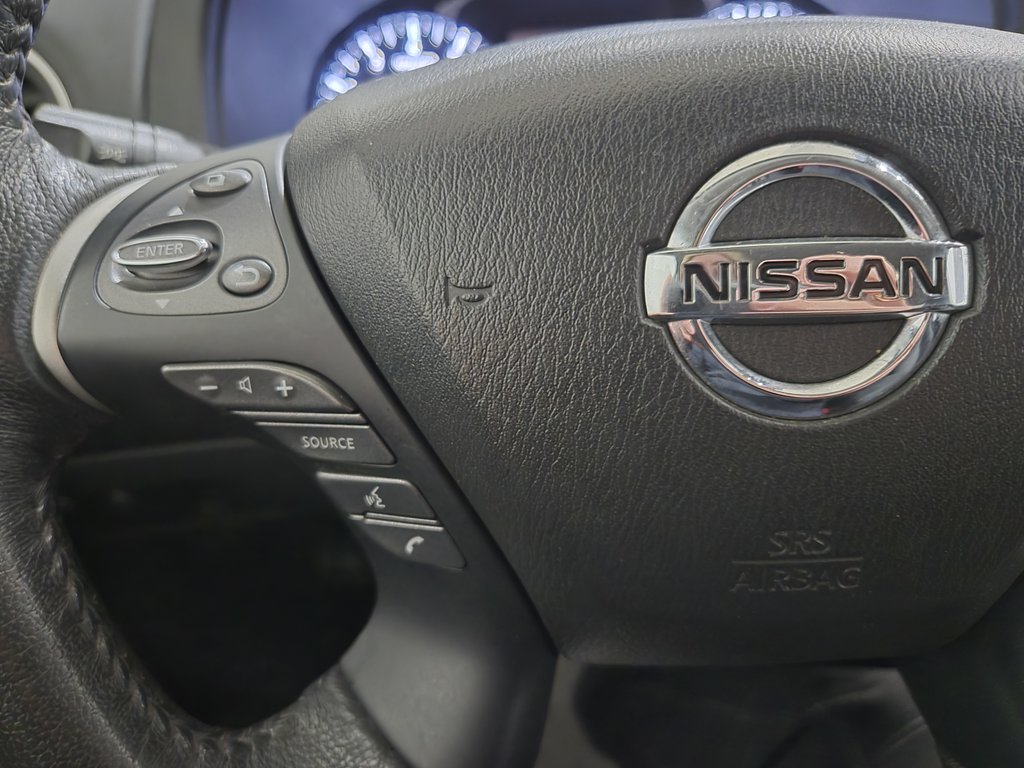 2017 Nissan Pathfinder SV AWD Sièges Chauffants Caméra Recul in Terrebonne, Quebec - 12 - w1024h768px