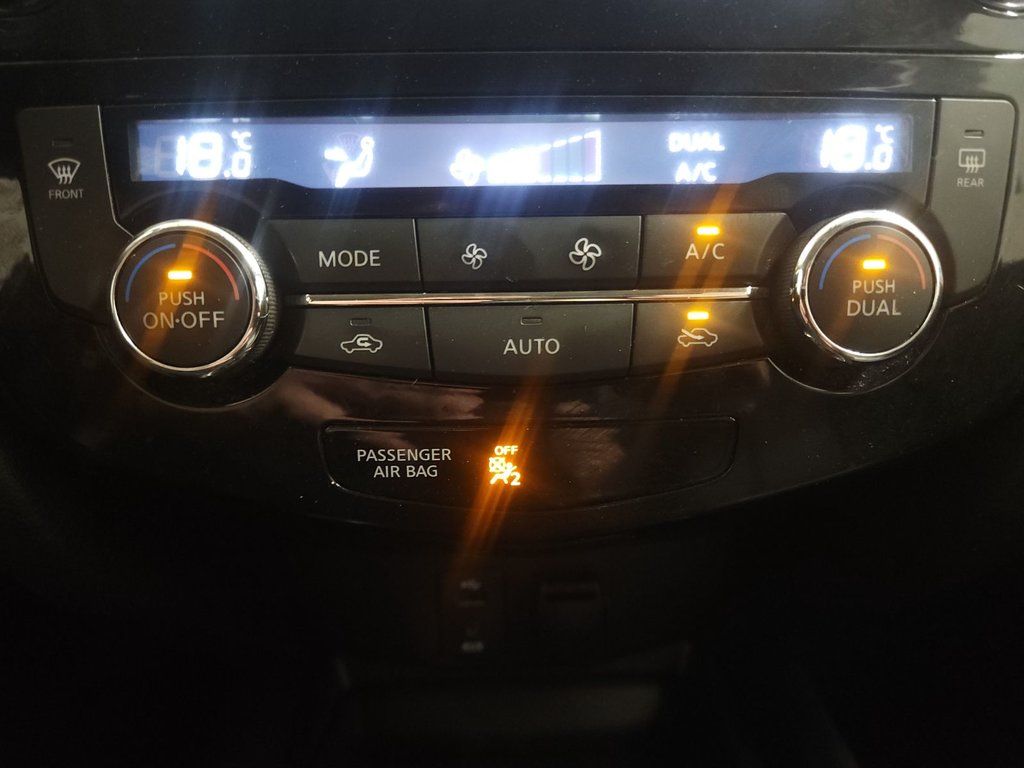 2016 Nissan Rogue SL AWD Toit Panoramique Navigation Cuir in Terrebonne, Quebec - 16 - w1024h768px