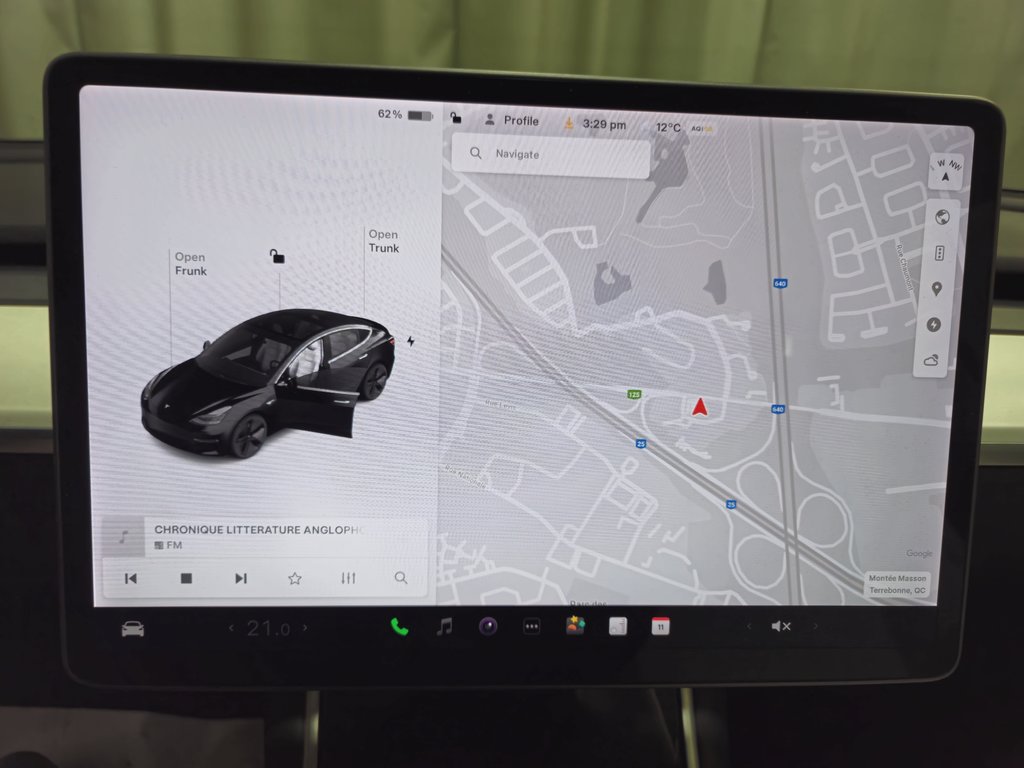 Tesla MODEL 3 Long Range AWD 2019 à Terrebonne, Québec - 12 - w1024h768px