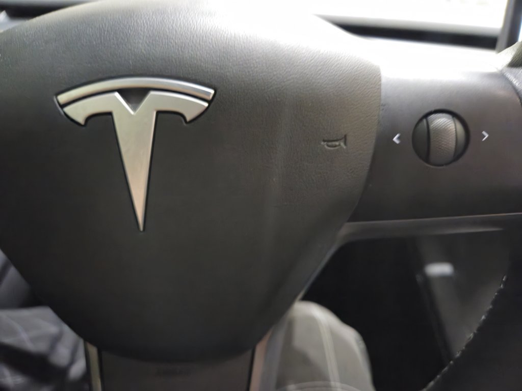 Tesla MODEL 3 Performance AWD Toit Panoramique Cuir 2021 à Terrebonne, Québec - 10 - w1024h768px