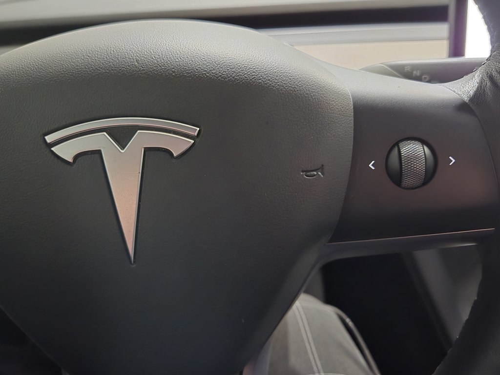 Tesla MODEL 3 Standard Range Navigation Sièges Chauffants 2022 à Terrebonne, Québec - 13 - w1024h768px