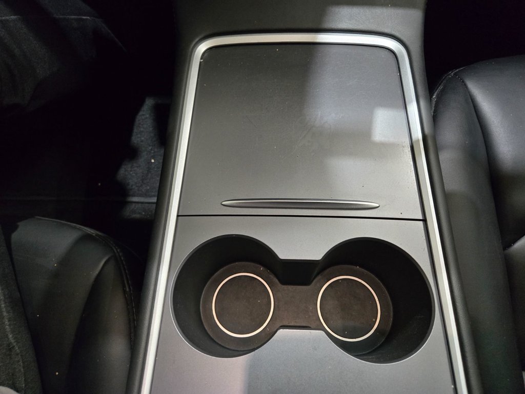 2023 Tesla MODEL 3 Standard Range Navigation Cuir in Terrebonne, Quebec - 14 - w1024h768px