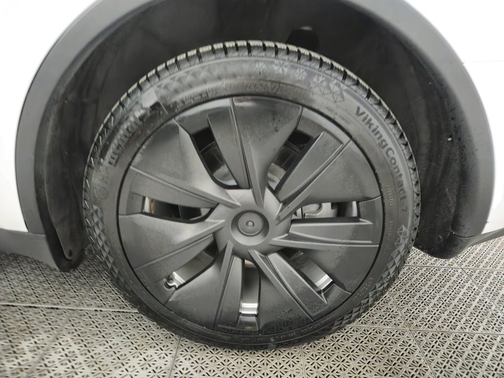 2022 Tesla Model Y Long Range AWD caméra 360 in Terrebonne, Quebec - 22 - w1024h768px