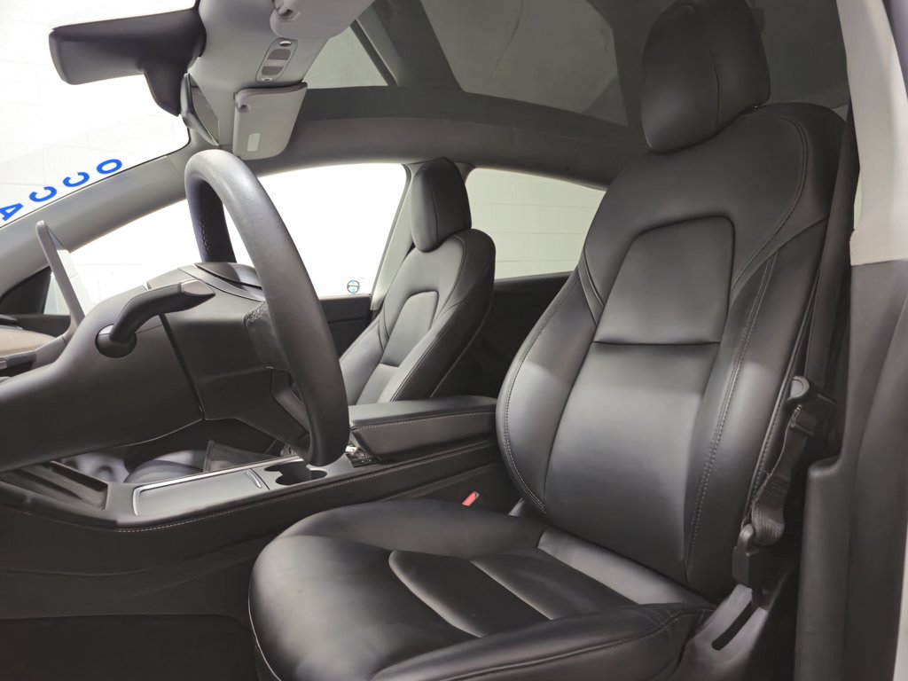 2022 Tesla Model Y Long Range AWD caméra 360 in Terrebonne, Quebec - 17 - w1024h768px