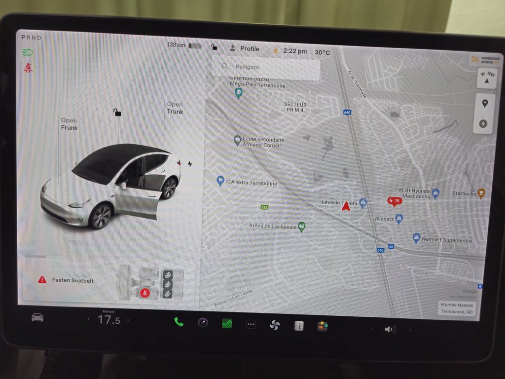 2022 Tesla Model Y Long Range AWD caméra 360 in Terrebonne, Quebec - 13 - w1024h768px