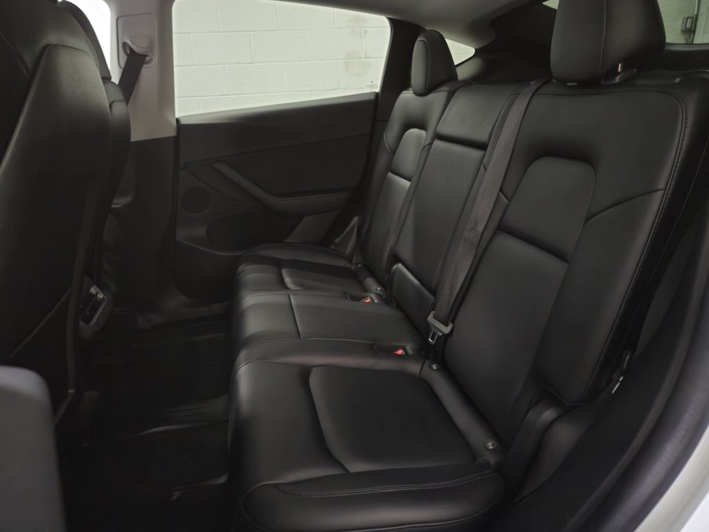 2022 Tesla Model Y Long Range AWD caméra 360 in Terrebonne, Quebec - 18 - w1024h768px