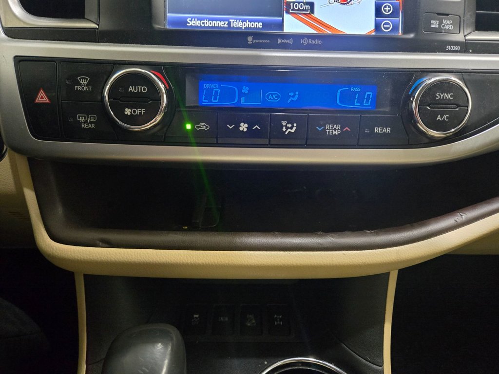 Toyota Highlander XLE AWD Toit Ouvrant Cuir 2019 à Terrebonne, Québec - 15 - w1024h768px