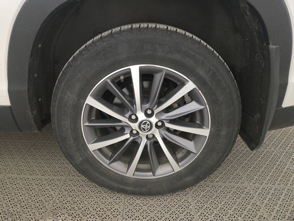 Toyota Highlander XLE AWD Toit Ouvrant Cuir 2019 à Terrebonne, Québec - 25 - w1024h768px