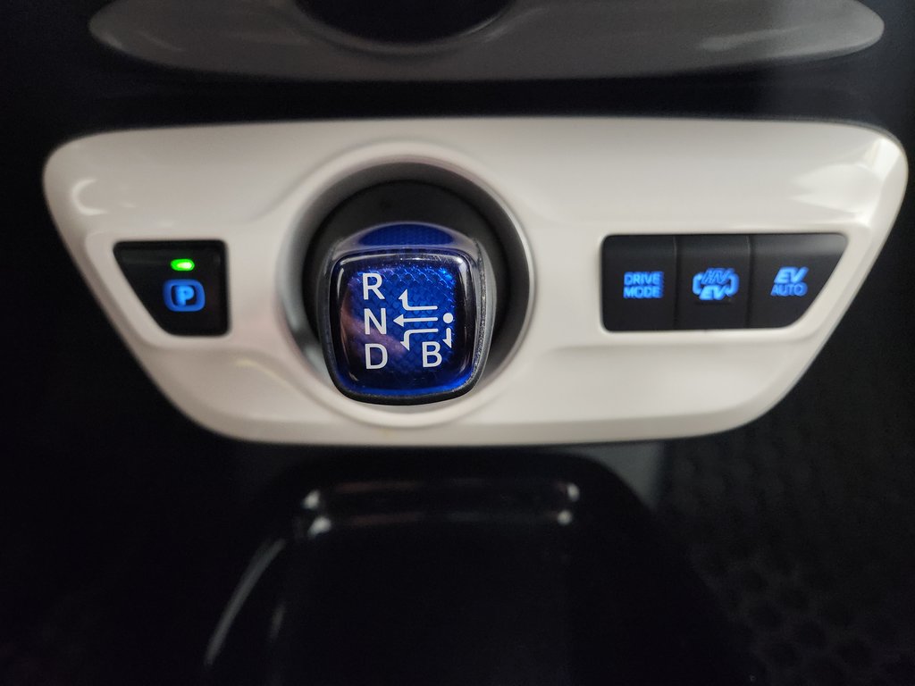 Toyota PRIUS PRIME Navigation Sièges chauffants 2018 à Terrebonne, Québec - 17 - w1024h768px