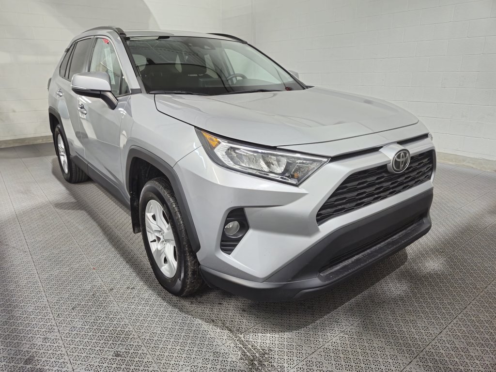 Toyota RAV4 XLE Toit Ouvrant Caméra De Recul 2021 à Terrebonne, Québec - 1 - w1024h768px