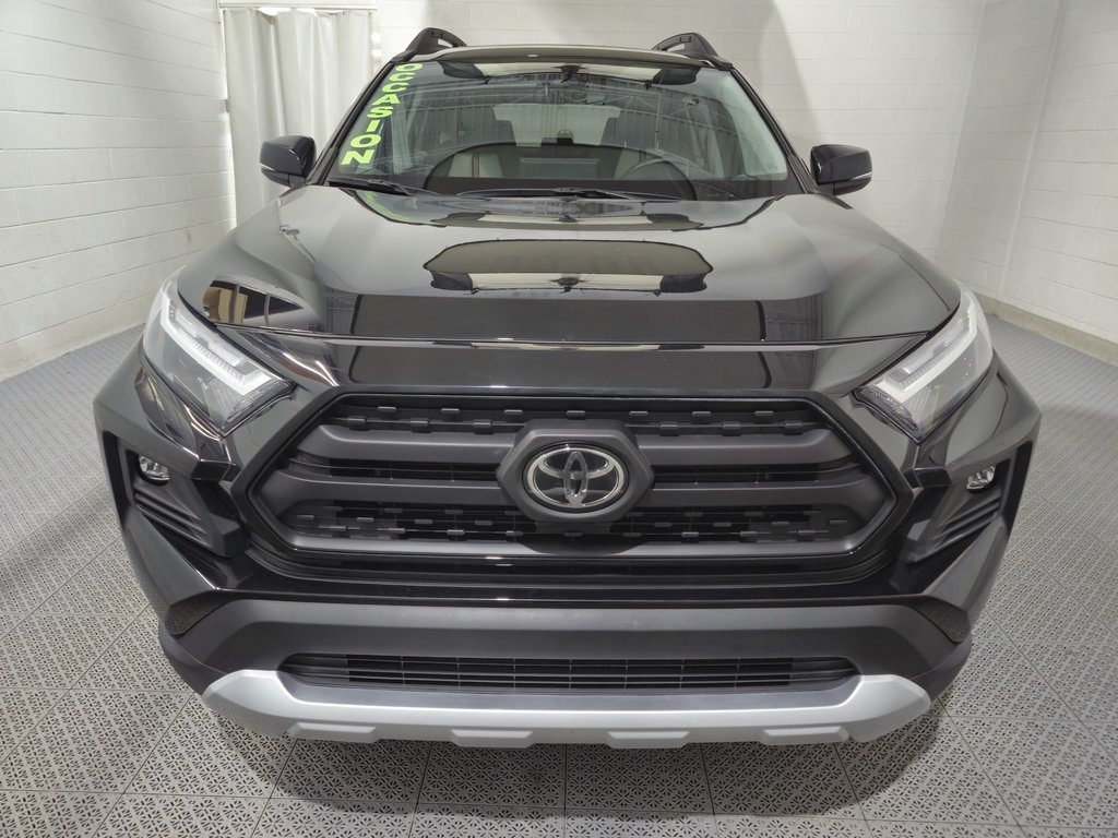 Toyota RAV4 Trail Cuir Toit Ouvrant AWD Bas Kilométrage 2022 à Terrebonne, Québec - 2 - w1024h768px