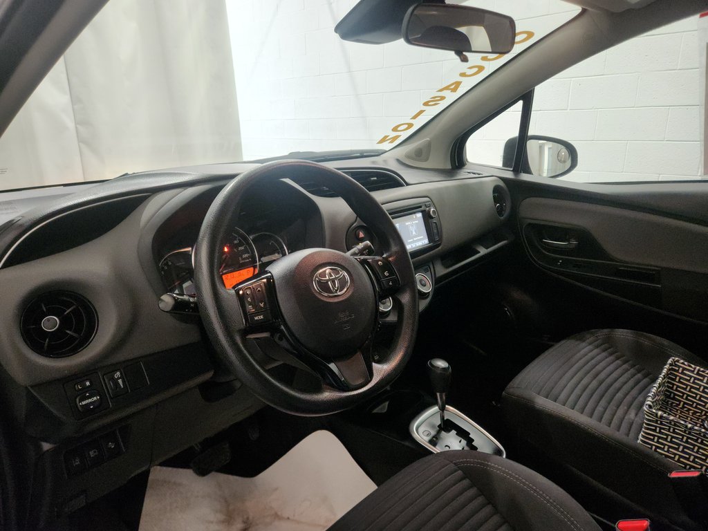 2019 Toyota Yaris Hatchback Caméra Recul Sièges Chauffants in Terrebonne, Quebec - 19 - w1024h768px