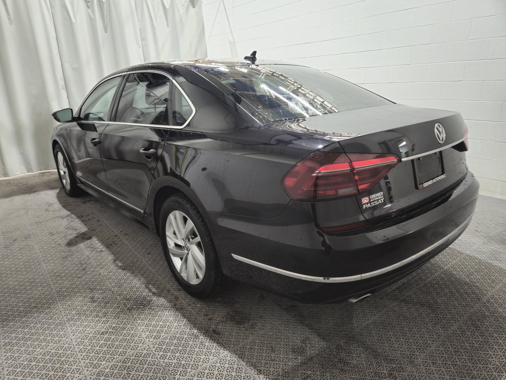 2018 Volkswagen Passat Comfortline Cuir Toit Bas Kilométrage in Terrebonne, Quebec - 5 - w1024h768px