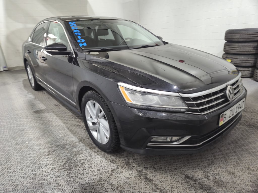 2018 Volkswagen Passat Comfortline Cuir Toit Bas Kilométrage in Terrebonne, Quebec - 1 - w1024h768px