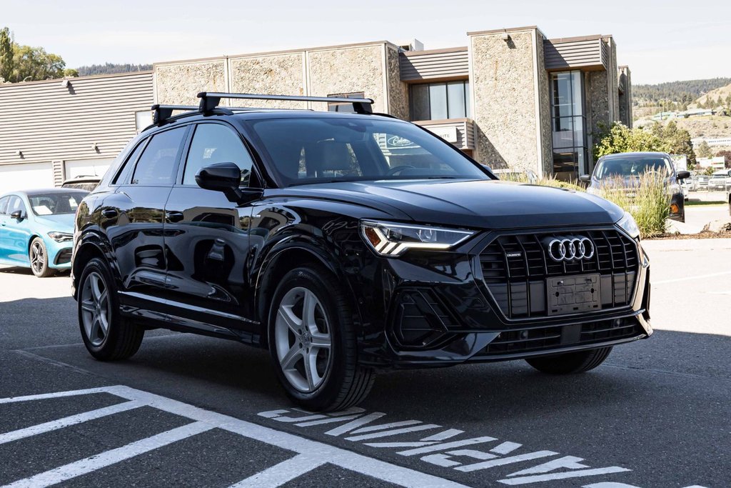 2020 Audi Q3 Technik quattro in Kamloops, British Columbia - 3 - w1024h768px
