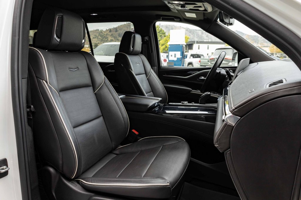 2023 Cadillac Escalade Sport in Kamloops, British Columbia - 23 - w1024h768px