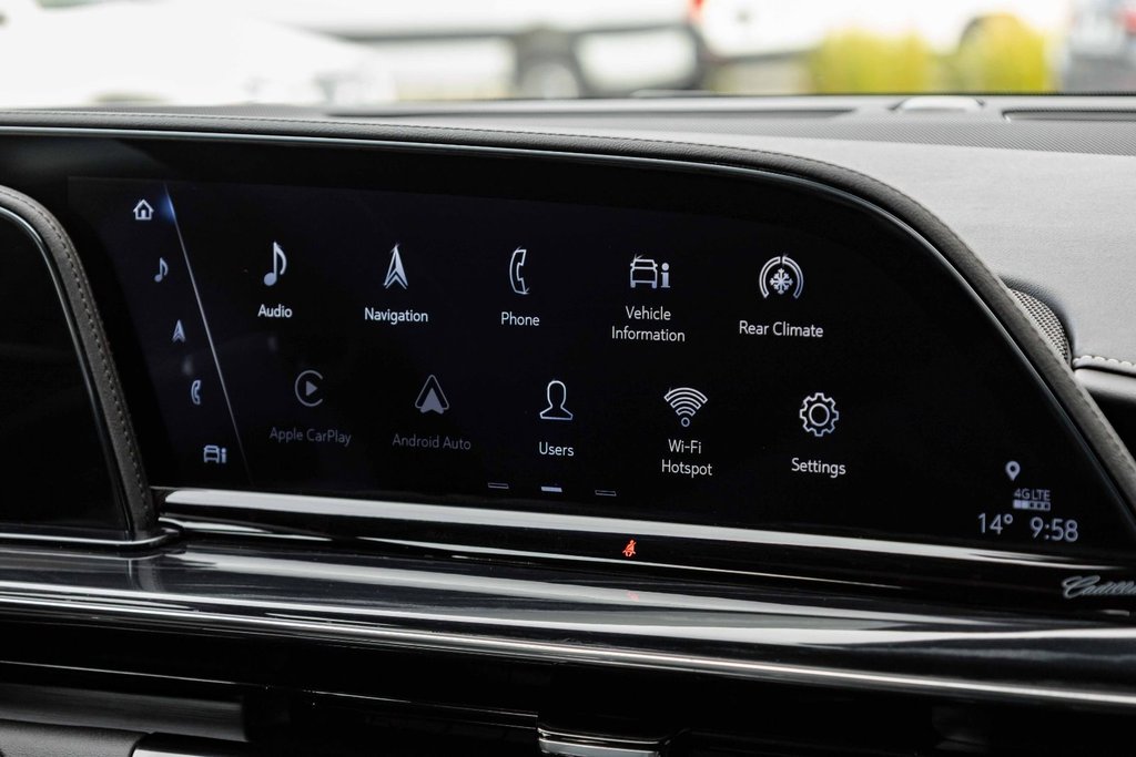 2023 Cadillac Escalade Sport in Kamloops, British Columbia - 18 - w1024h768px