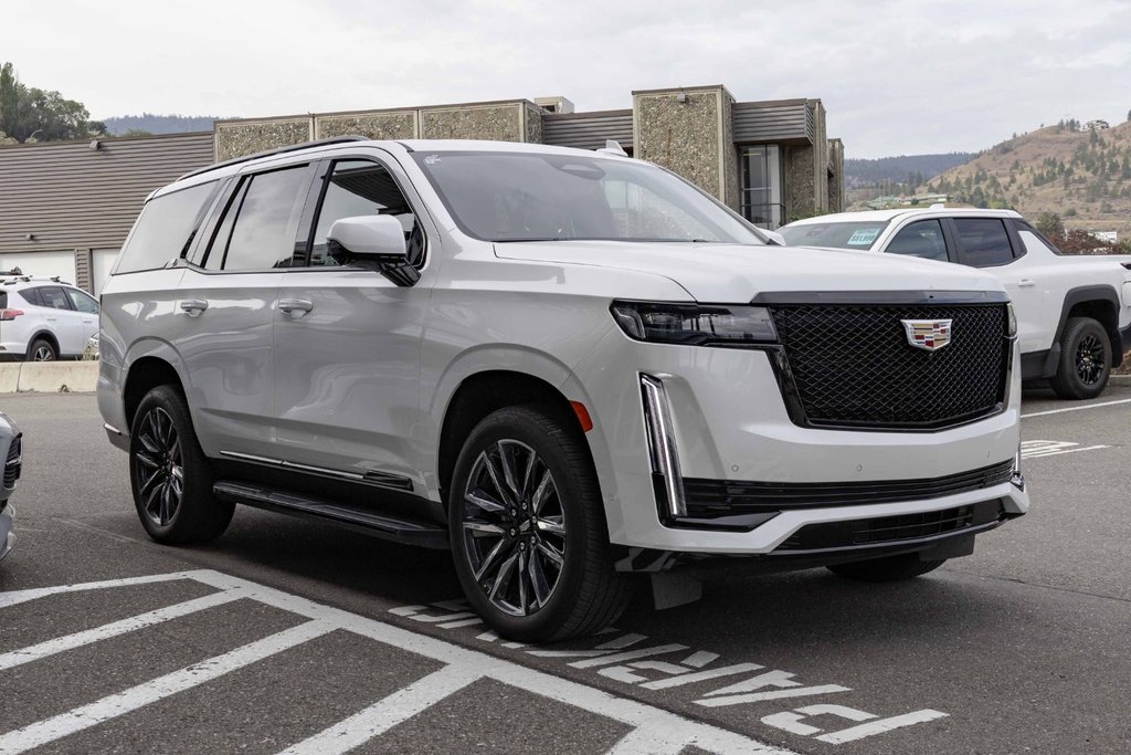 2023 Cadillac Escalade Sport in Kamloops, British Columbia - 3 - w1024h768px