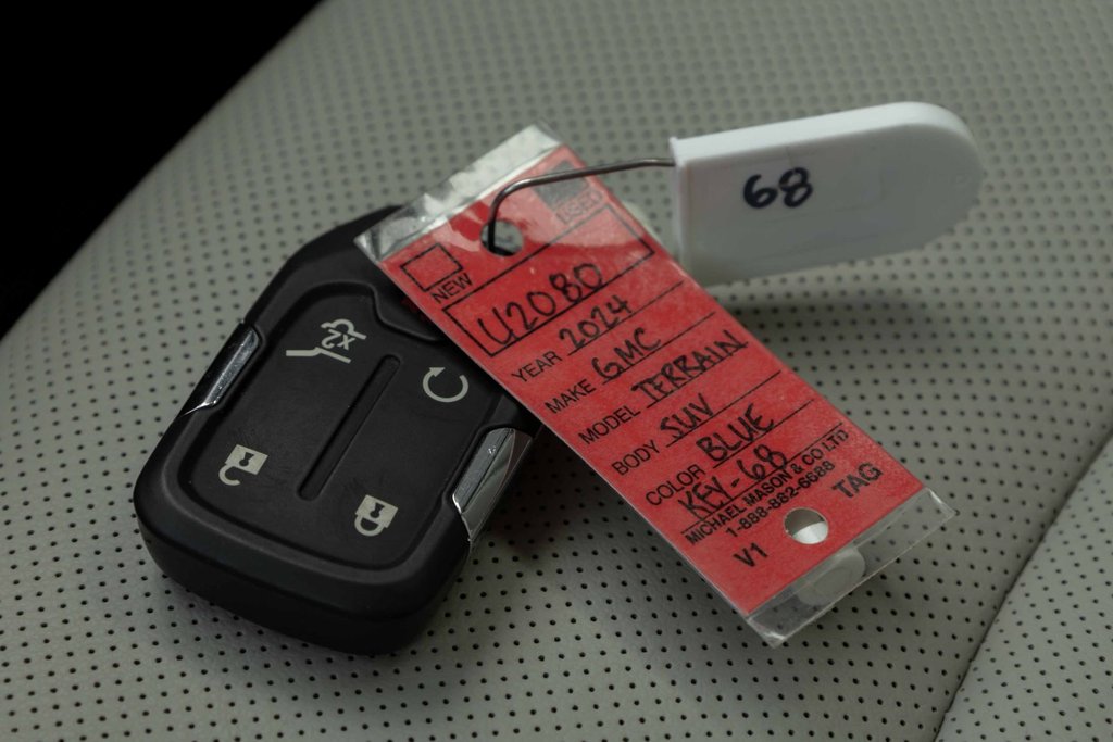 2024 GMC Terrain AWD Denali in Kamloops, British Columbia - 24 - w1024h768px