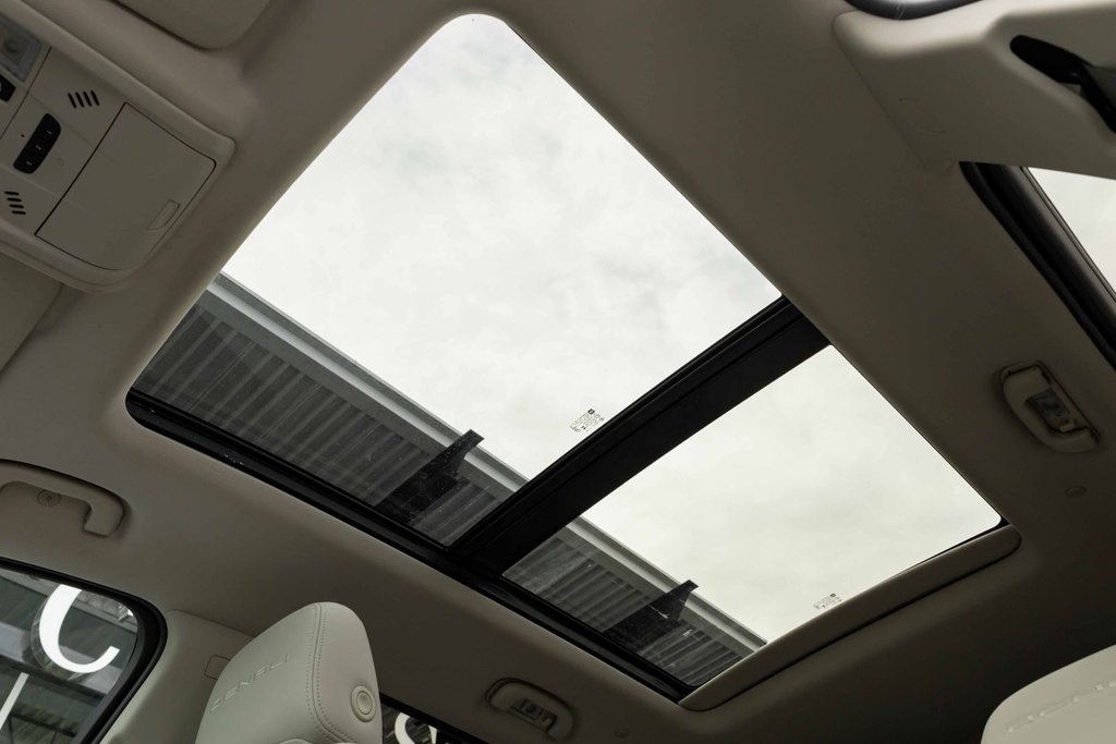 2024 GMC Terrain AWD Denali in Kamloops, British Columbia - 10 - w1024h768px