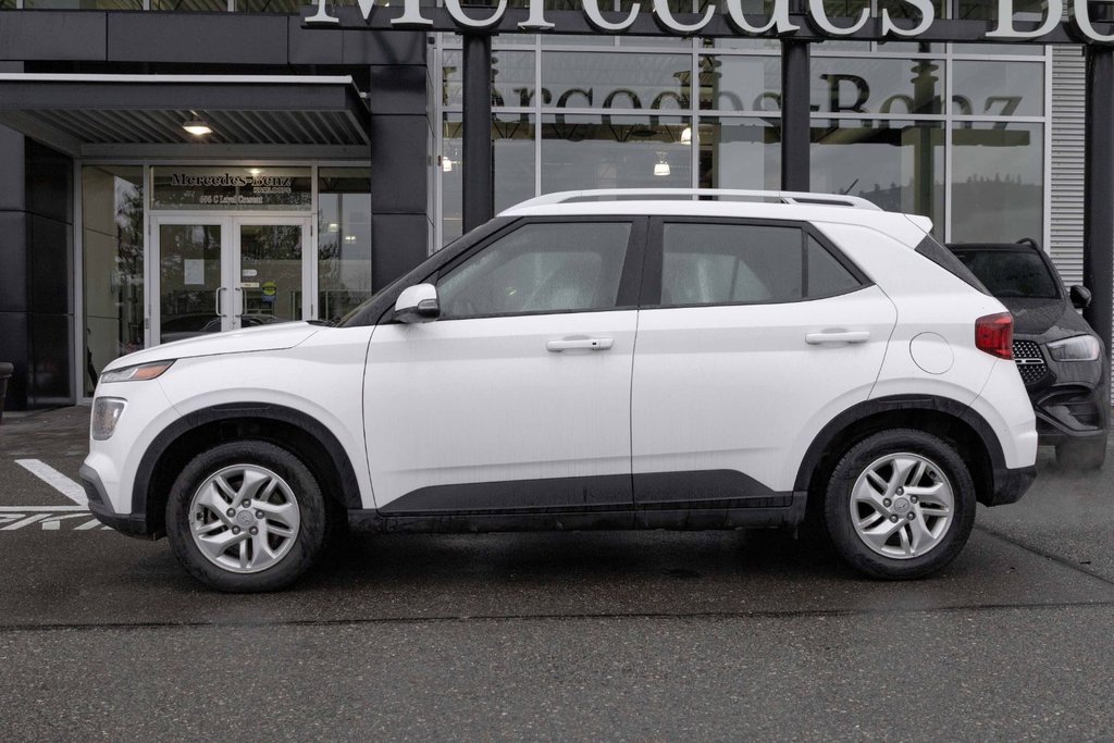 2023 Hyundai Venue FWD Preferred in Kamloops, British Columbia - 6 - w1024h768px