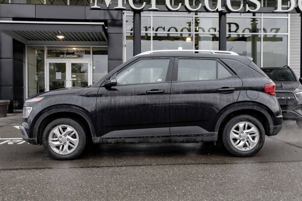 2023 Hyundai Venue FWD Preferred in Kamloops, British Columbia - 6 - w1024h768px