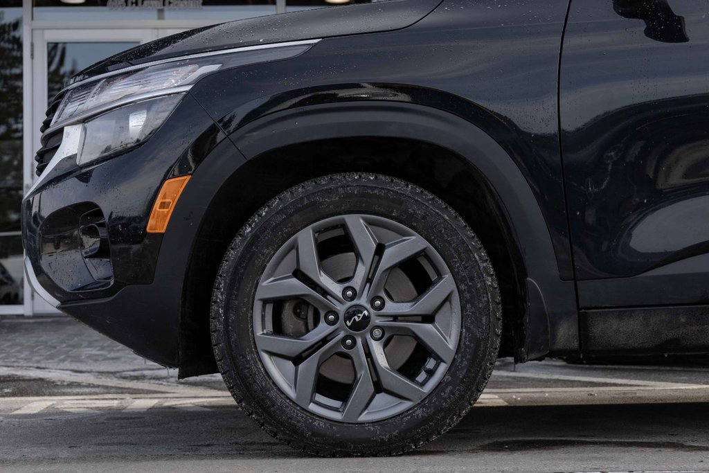 2024 Kia Seltos LX AWD in Kamloops, British Columbia - 7 - w1024h768px