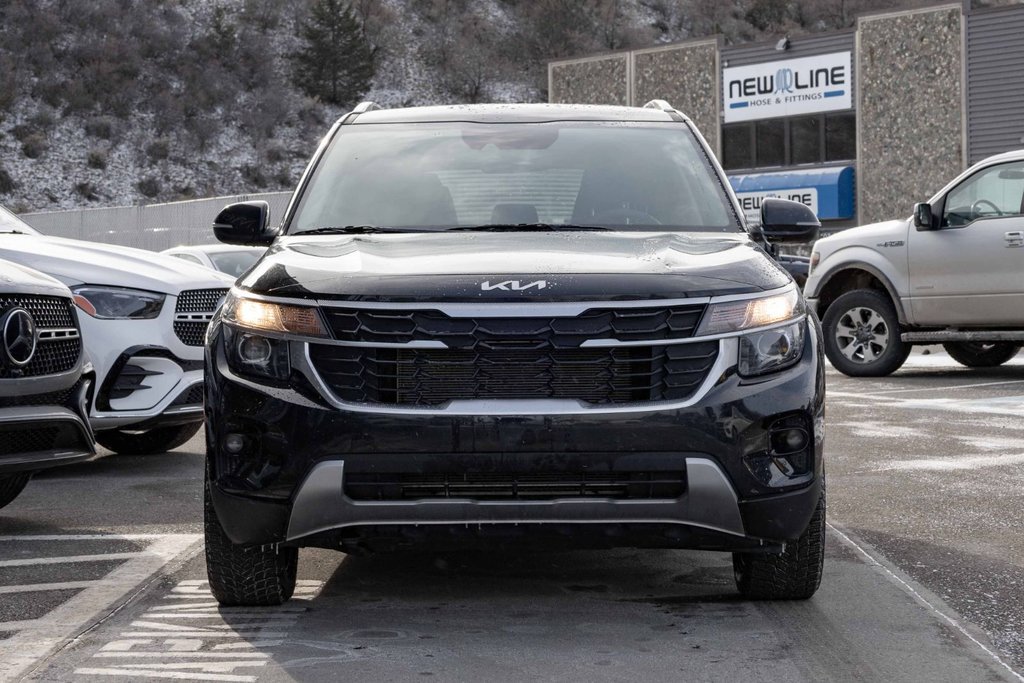 2024 Kia Seltos LX AWD in Kamloops, British Columbia - 2 - w1024h768px