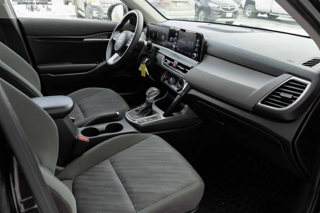 2024 Kia Seltos LX AWD in Kamloops, British Columbia - 17 - w1024h768px