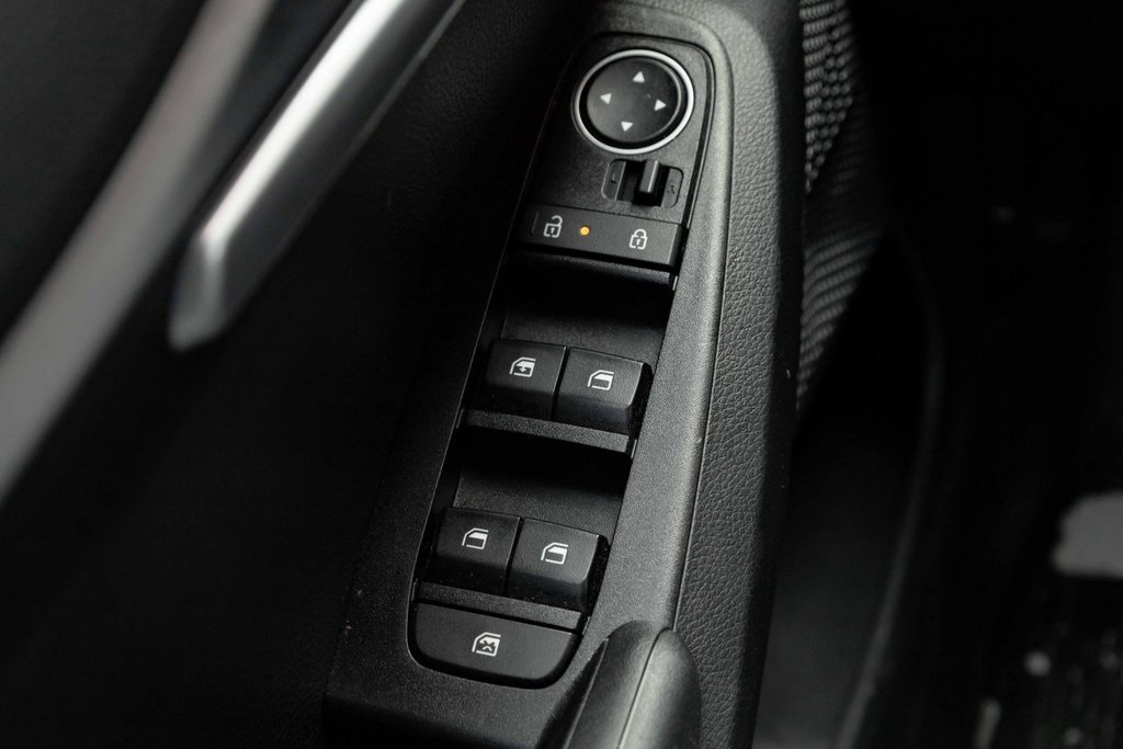 2024 Kia Seltos LX AWD in Kamloops, British Columbia - 10 - w1024h768px