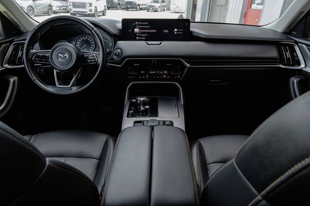 2025 Mazda CX-90 MHEV GT AWD in Kamloops, British Columbia - 18 - w1024h768px