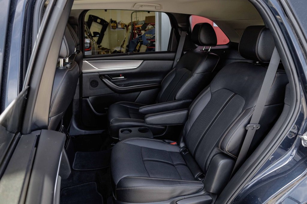 2025 Mazda CX-90 MHEV GT AWD in Kamloops, British Columbia - 21 - w1024h768px