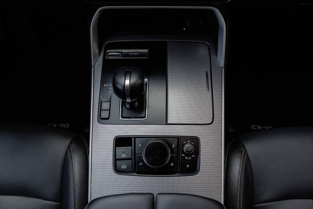 2025 Mazda CX-90 MHEV GT AWD in Kamloops, British Columbia - 17 - w1024h768px
