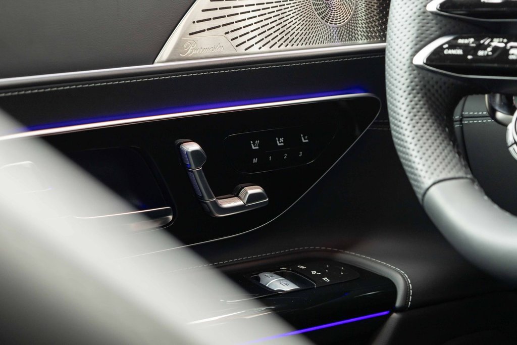 2025 Mercedes-Benz AMG GT 2 Door 55 4MATIC+ in Kamloops, British Columbia - 13 - w1024h768px