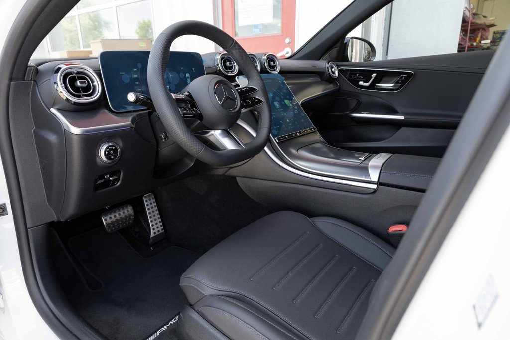 2025 Mercedes-Benz C-Class C 300 4MATIC in Kamloops, British Columbia - 8 - w1024h768px