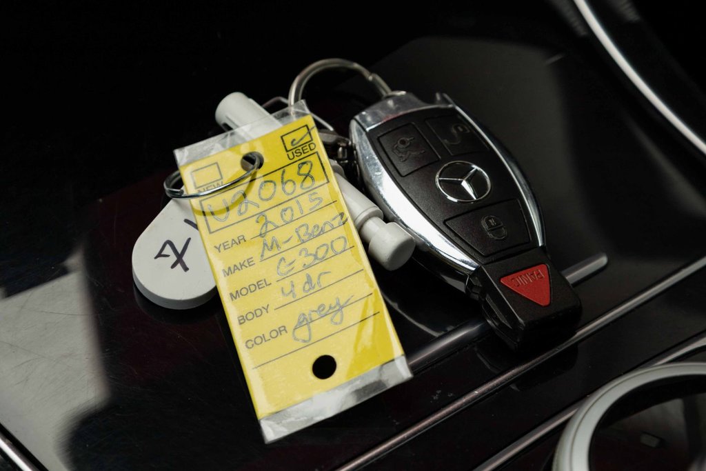 2015 Mercedes-Benz C300 4MATIC Sedan in Kamloops, British Columbia - 19 - w1024h768px