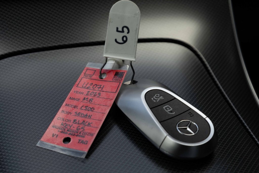 2023 Mercedes-Benz C300 4MATIC Sedan in Kamloops, British Columbia - 20 - w1024h768px
