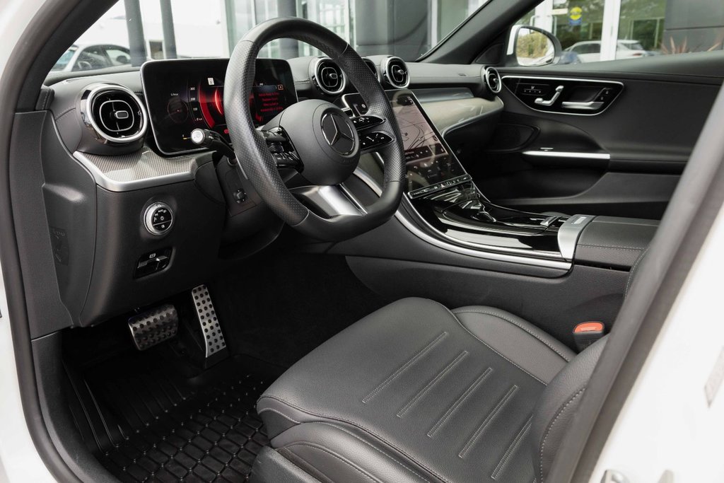 2024 Mercedes-Benz C300 4MATIC Sedan in Kamloops, British Columbia - 8 - w1024h768px