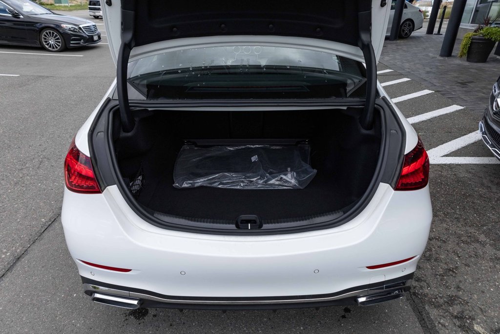 2024 Mercedes-Benz C300 4MATIC Sedan in Kamloops, British Columbia - 5 - w1024h768px