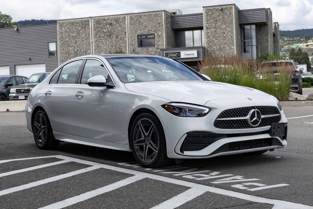 2024 Mercedes-Benz C300 4MATIC Sedan in Kamloops, British Columbia - 3 - w1024h768px