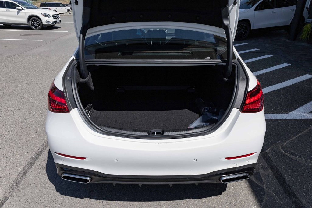 2025 Mercedes-Benz C300 4MATIC Sedan in Kamloops, British Columbia - 5 - w1024h768px