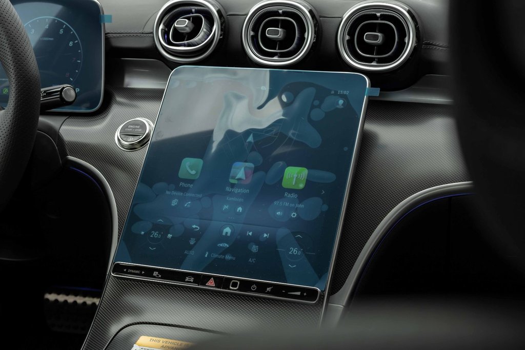 2025 Mercedes-Benz C300 4MATIC Sedan in Kamloops, British Columbia - 13 - w1024h768px