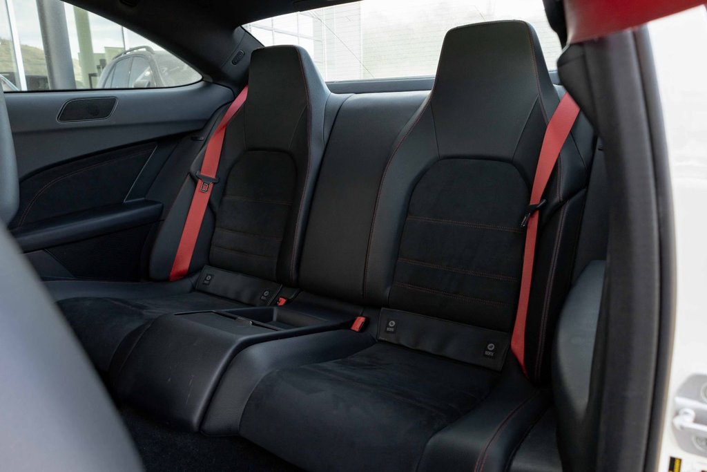 2013 Mercedes-Benz C350 4MATIC Coupe in Kamloops, British Columbia - 20 - w1024h768px