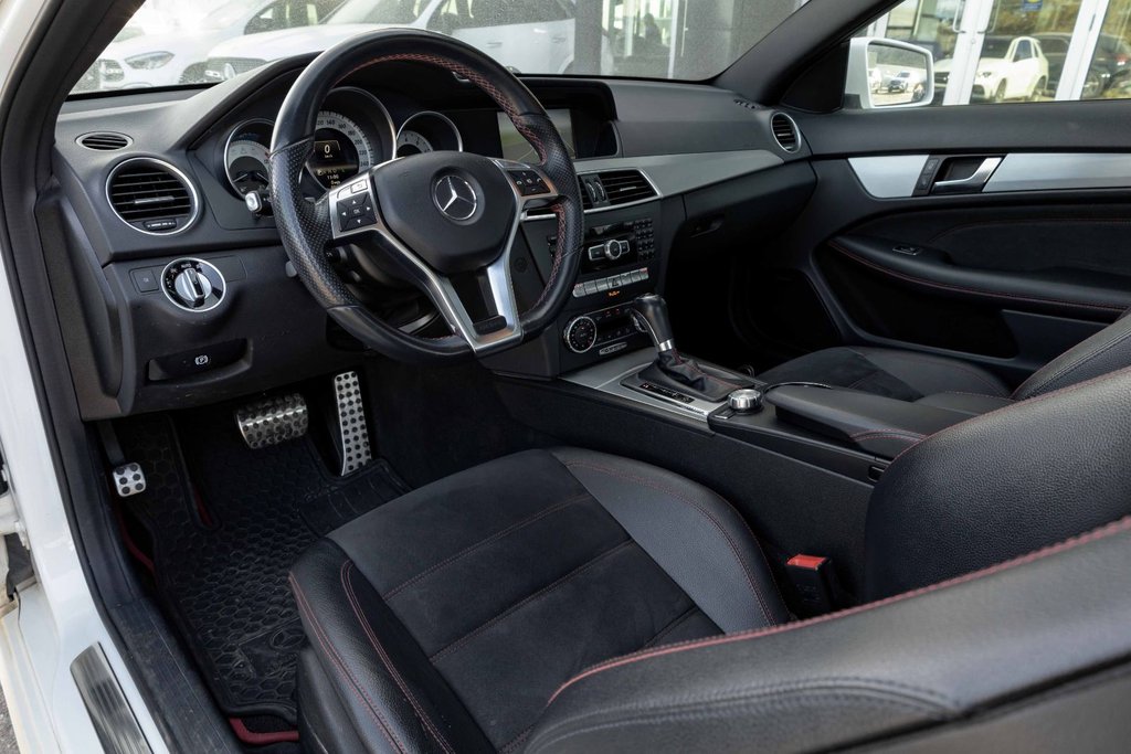 2013 Mercedes-Benz C350 4MATIC Coupe in Kamloops, British Columbia - 8 - w1024h768px